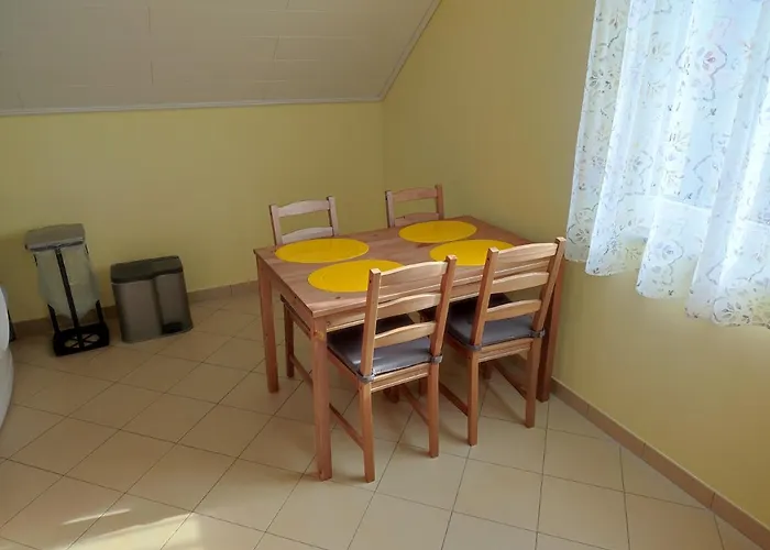 Apartment 1-zimmer-wohnung Naehe Playmobil Funpark Oberasbach